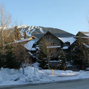 Glacier's Reach By Retreats Whistler